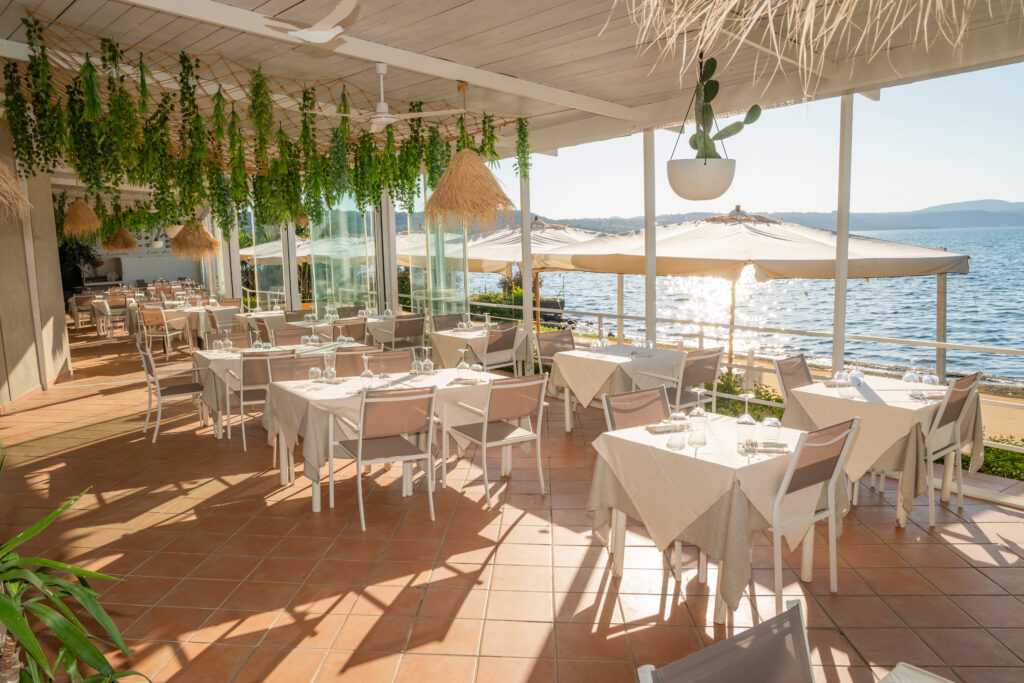 Lounge bar "la Caletta" a Anguillara Sabazia